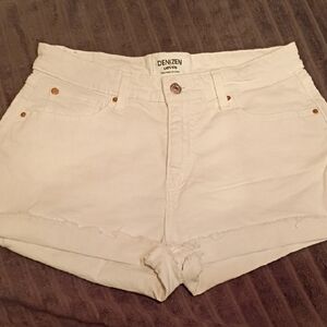 Levi's Women's Cream Jean Shorts
